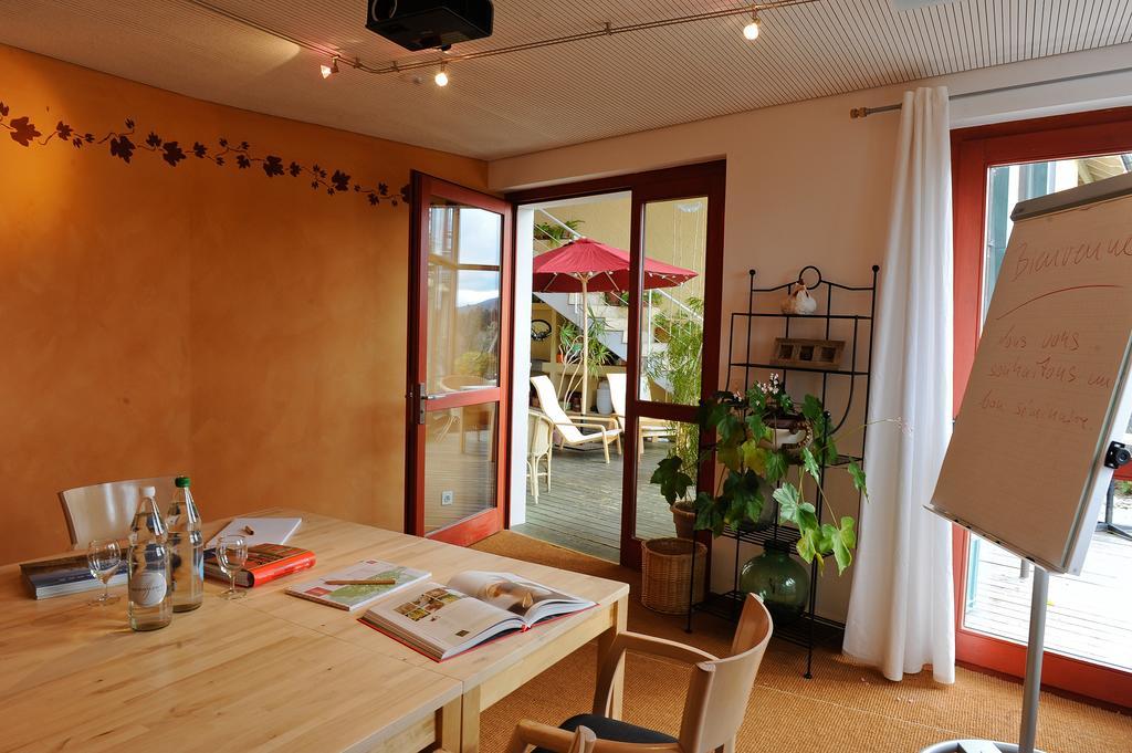Ecohotel L'Aubier Montézillon Exterior foto